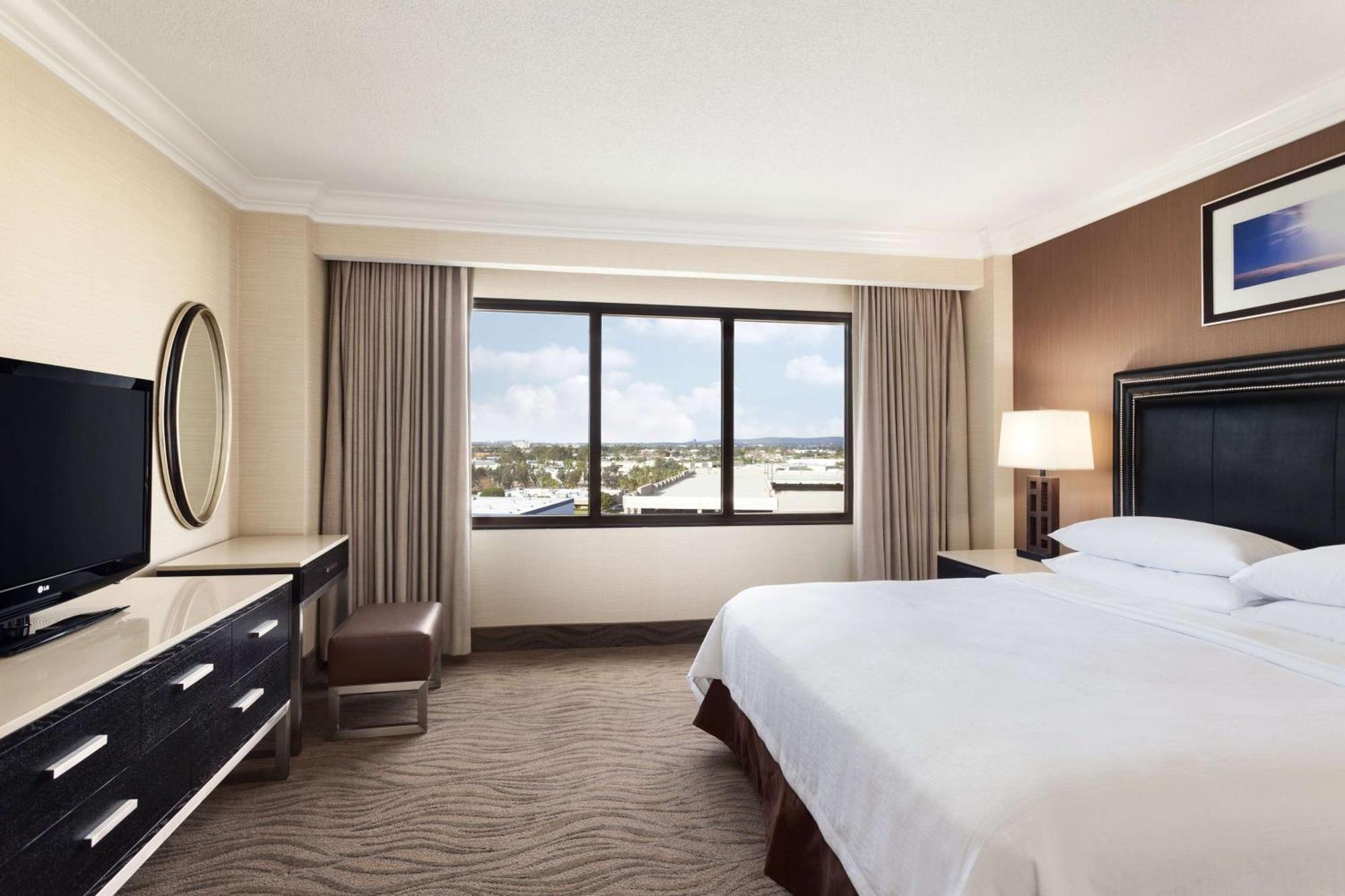 Embassy Suites By Hilton Irvine Orange County Airport Buitenkant foto